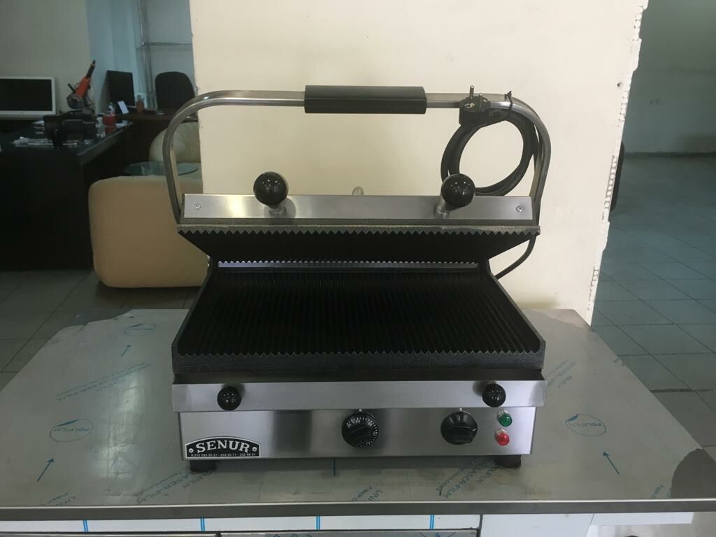 Senur Tost Makinası - 20 Dilim